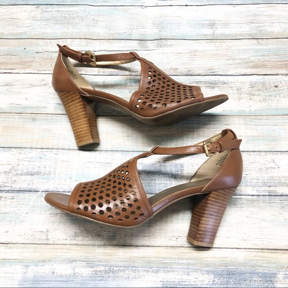 Joan & David Circa Leather Heeled Shoes Ankle Strap Open Toe Brown Sz 8 - Picture 4 of 8